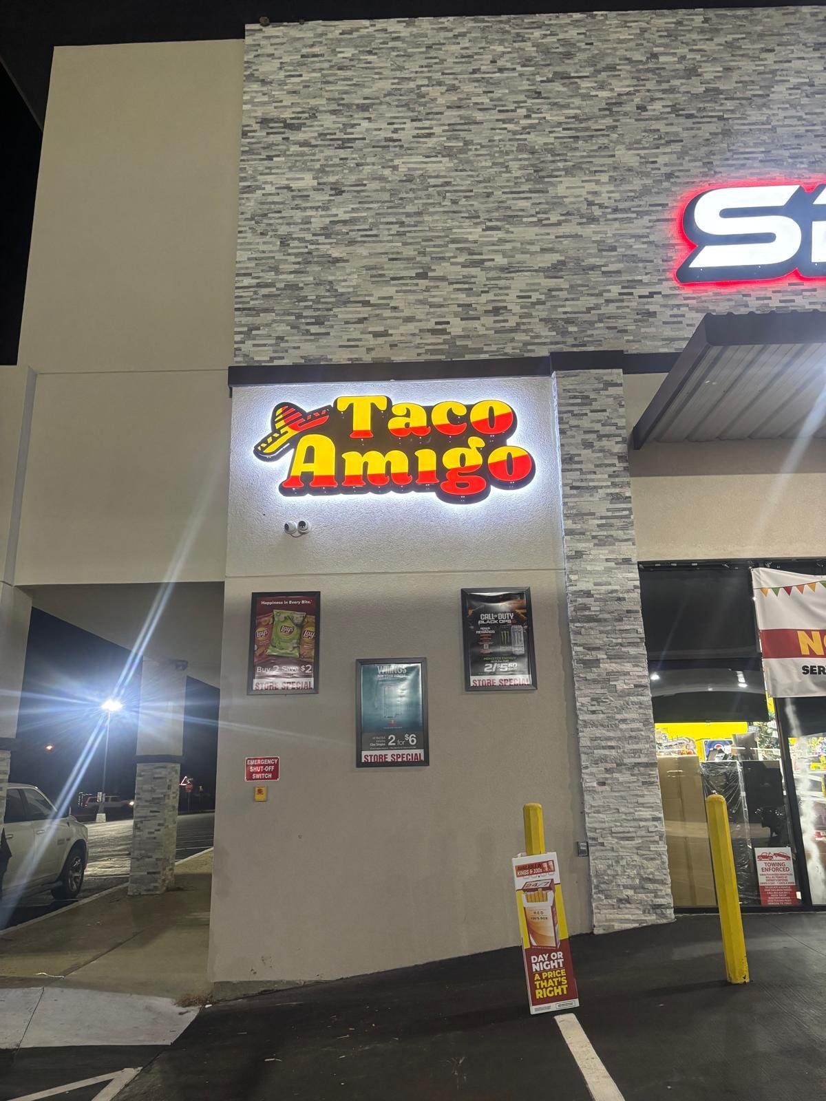 Taco Amigo Signage